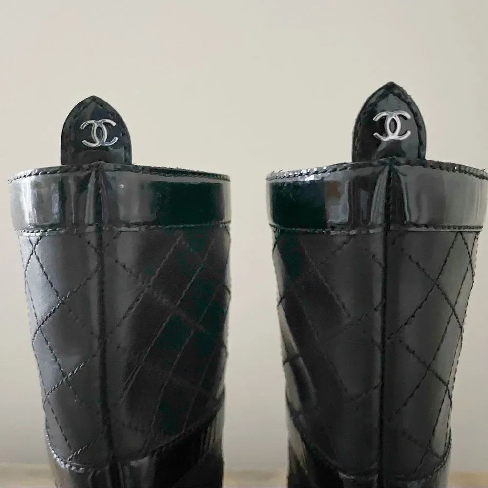 CHANEL authentic black